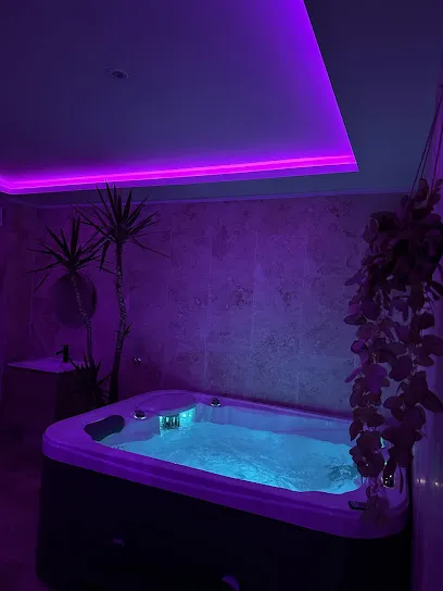 Image de Colibri Wellness - SPA , SPA de NAGE , SAUNA , Accessoires Bien-être
