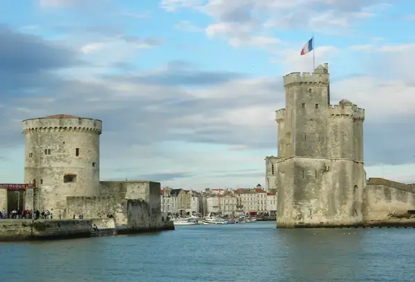 Loue Ton Jacuzzi Location spa à domicile La Rochelle